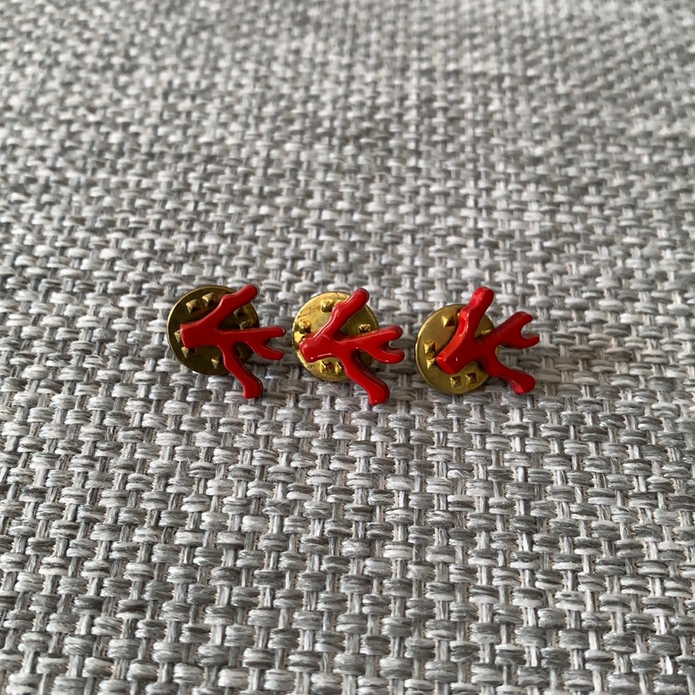 Set of 3 Isaia lapel red coral pins